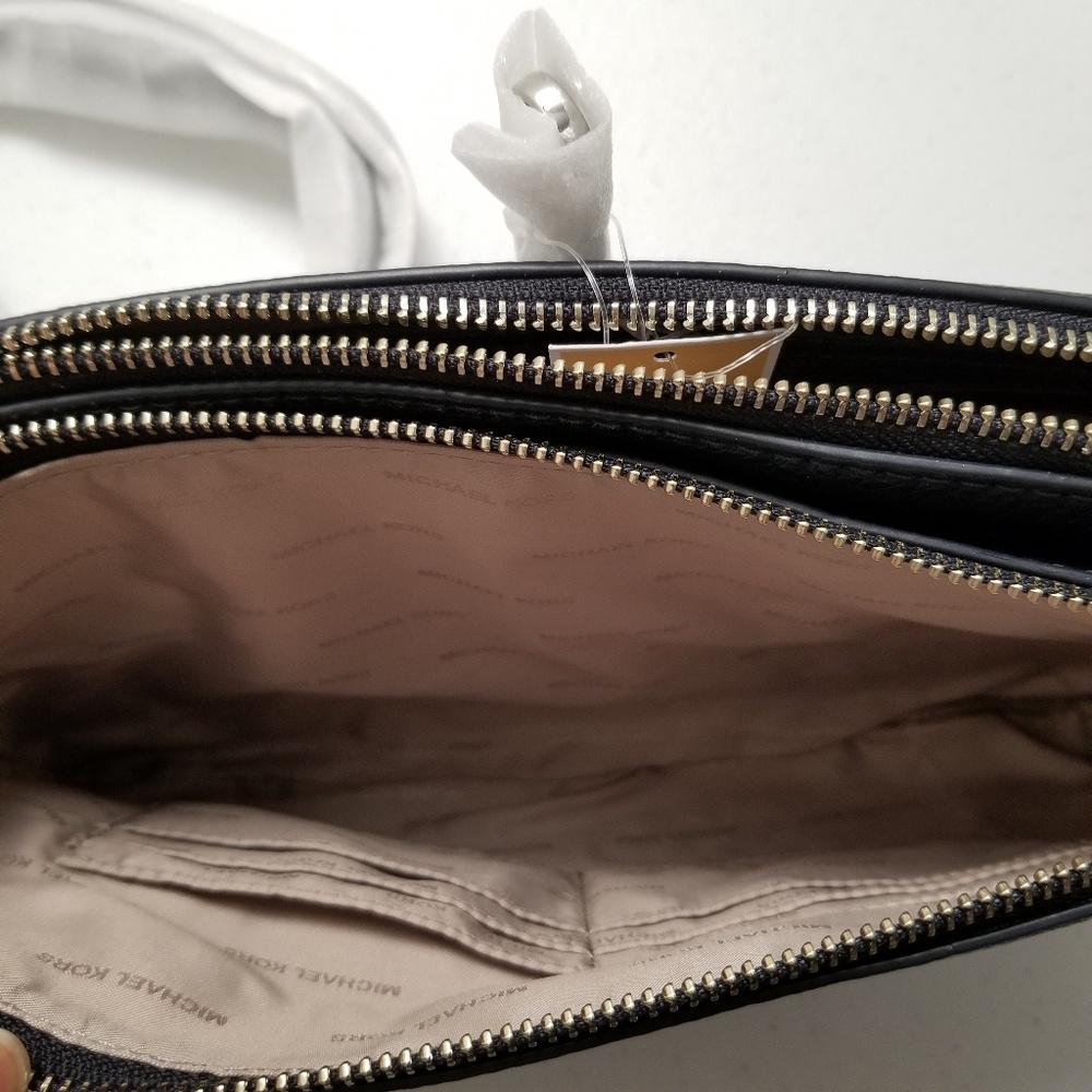 Sale!!! Michael Kors Double Zip Crossbody - Picture 6 of 8